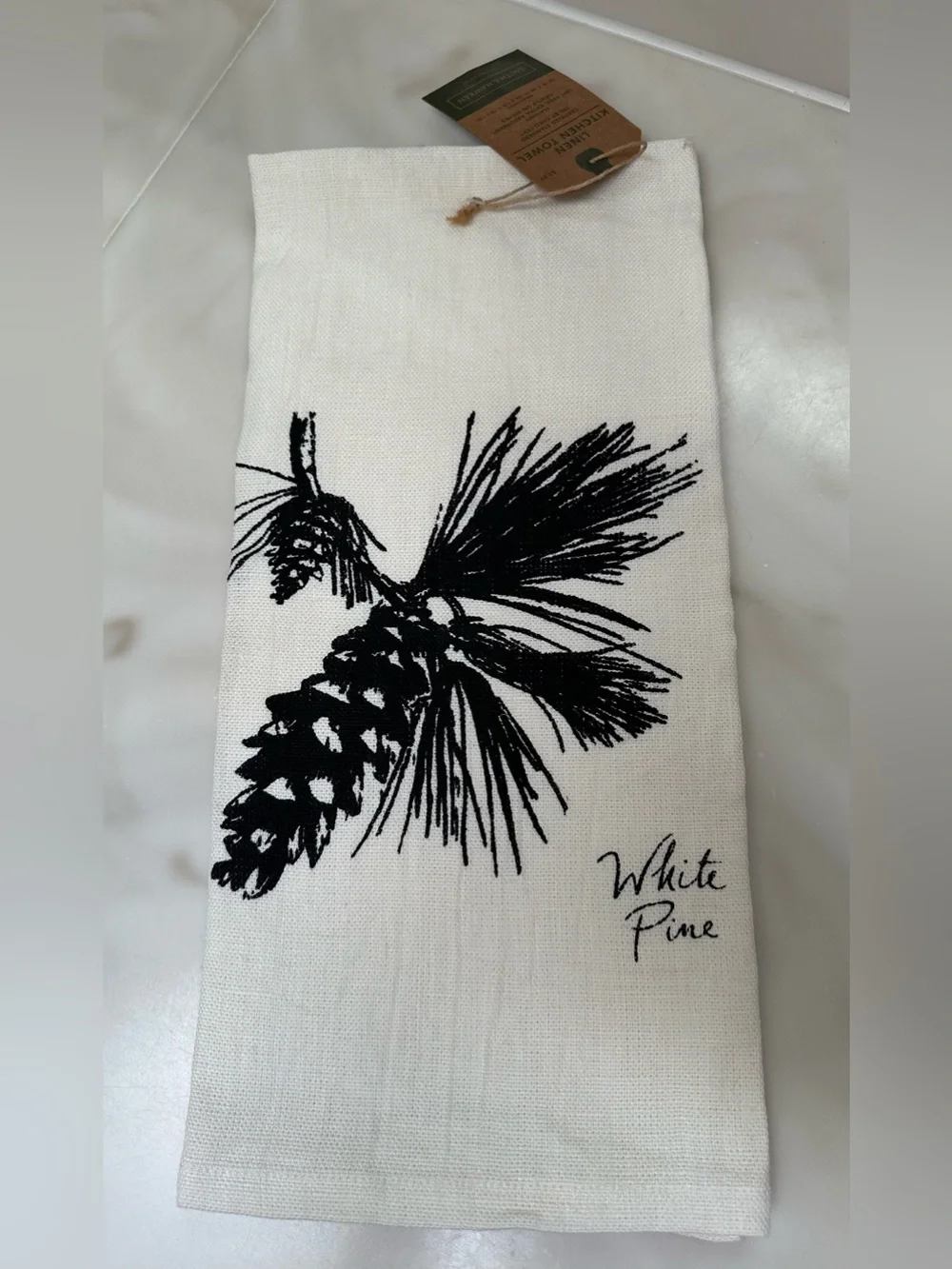 NWT Smith & Hawken Natural Linen Kitchen Towel Black Pinecone White Pine Print